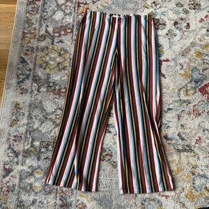 Rainbow stripe stretchy capris 🌈